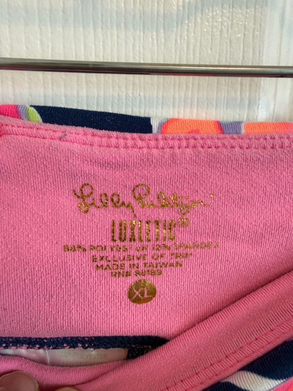 Lilly Pulitzer Luxletic Gemma Weekender Cropped Leggings Sz XL - Picture 2 of 4